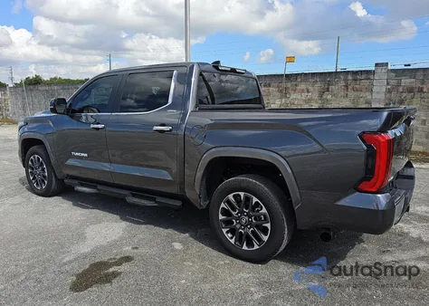 2025 Toyota Tundra Crewmax Limited z USA, uszkodzony, nr VIN 5TFJA5DB0SX289871